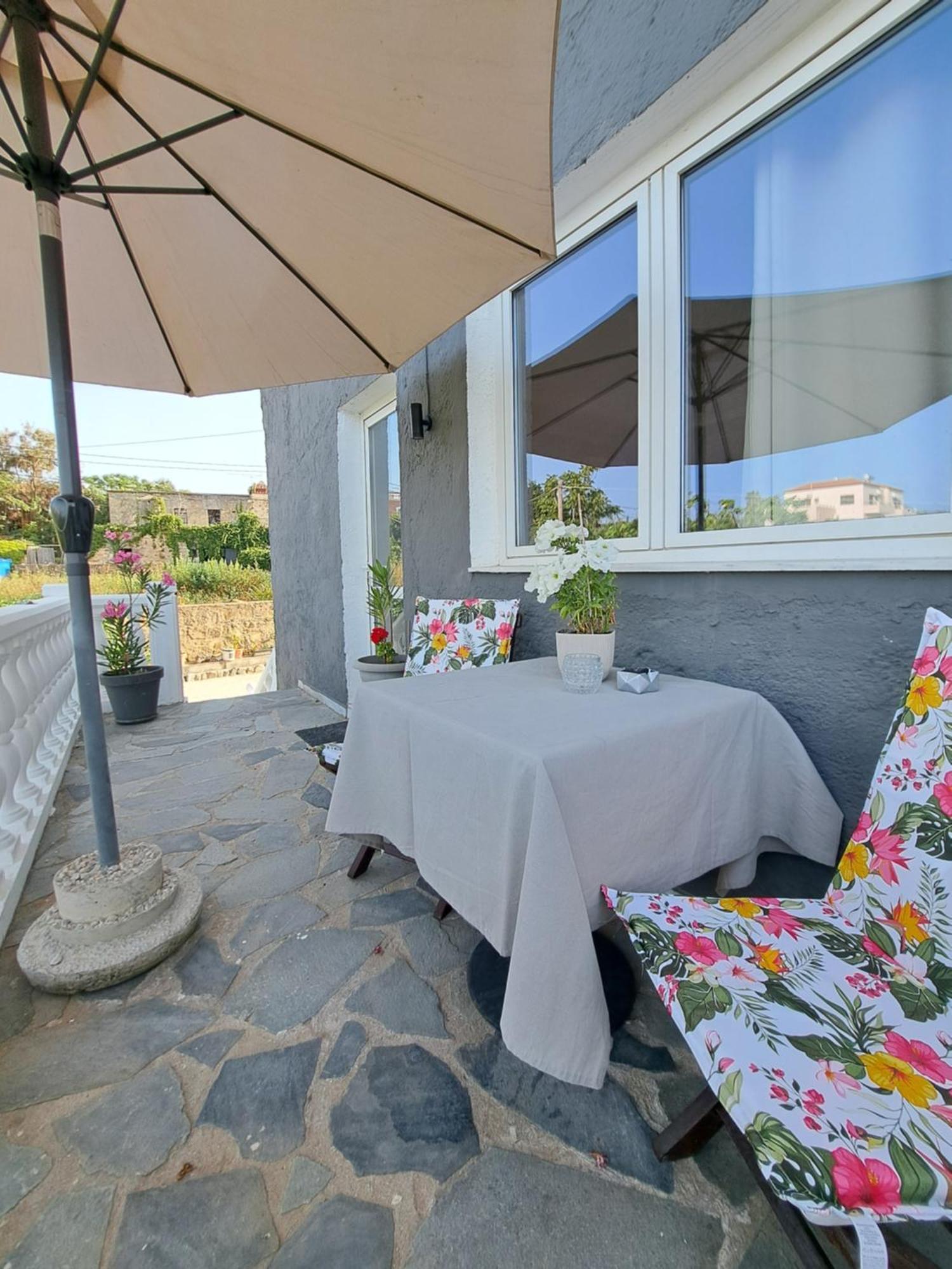 Garden Rooms Pirgos Psilonerou 외부 사진